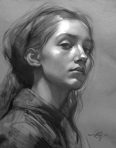 Porträt einer Frau mit langen Haaren und nachdenklichem Ausdruck in grauer Farbgebung. Portrait, Alice